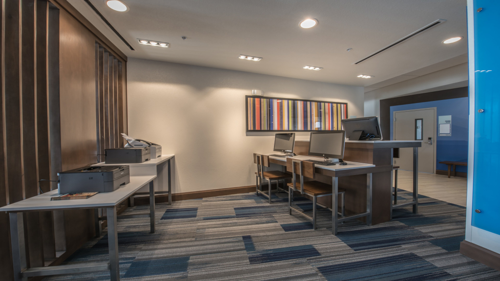 Holiday Inn Express & Suites - Dripping Springs - Austin Area by IHG