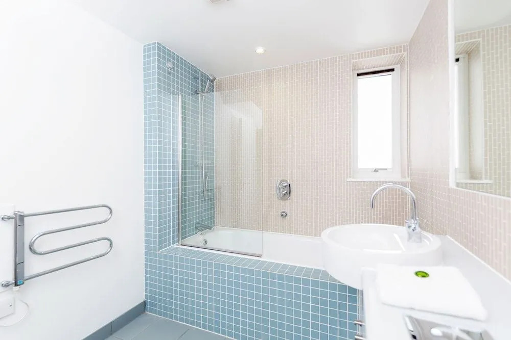 Roomspace Serviced Apartments - Kew Bridge Court