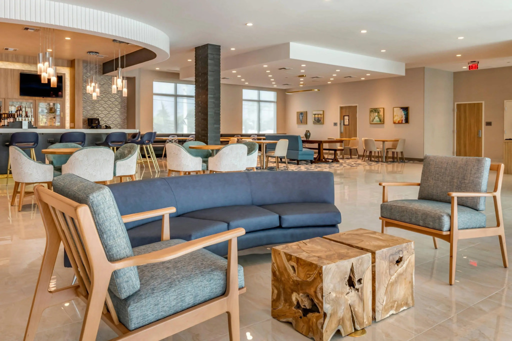 Cambria Hotel Fort Lauderdale Beach