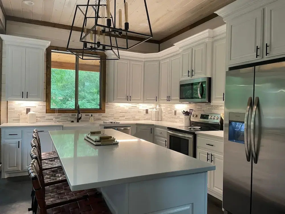 Grits And Gravy 4 Bedroom Cabin by Redawning