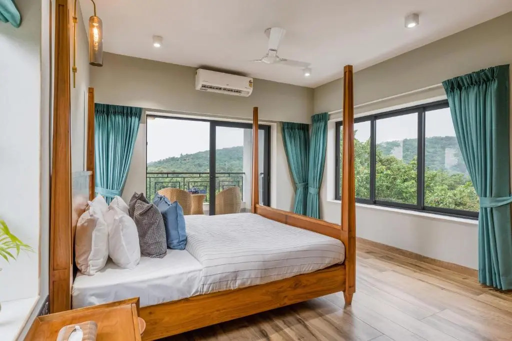 SaffronStays Eden Greens