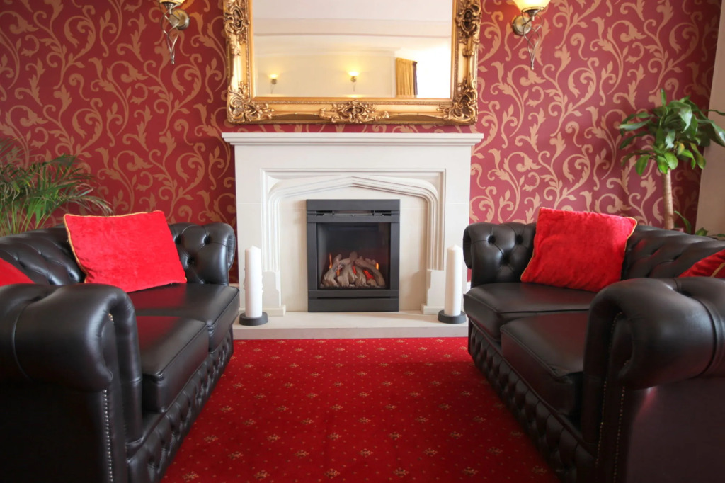 Queenswood Hotel