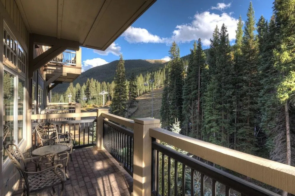 Lone Eagle #3042 - 3 Br Condo