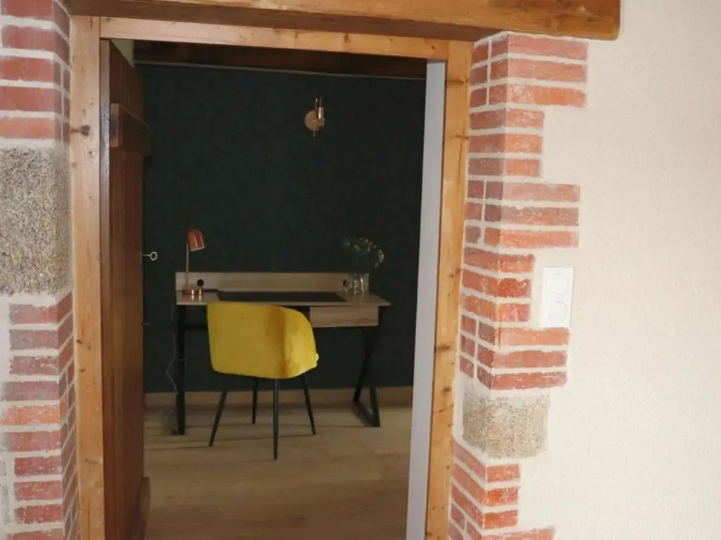 Gîte de Charme 18ème Siècle avec Piscine et WiFi - Jusquà 10 Pers. - FR-1-426-406