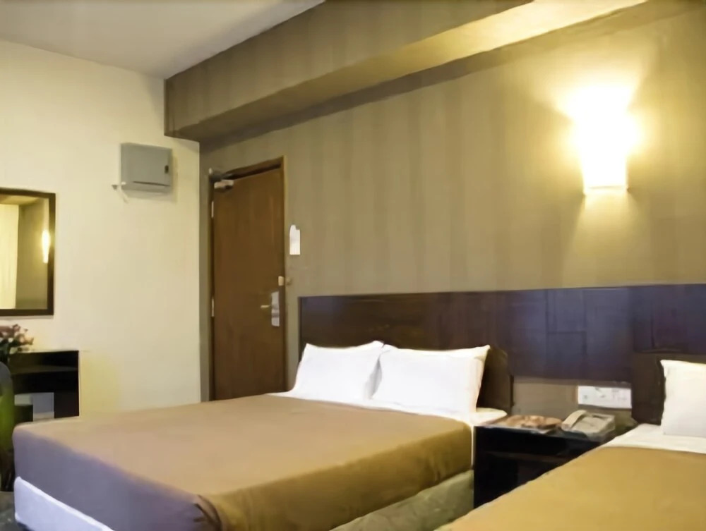 Floresta Hotel Chinatown