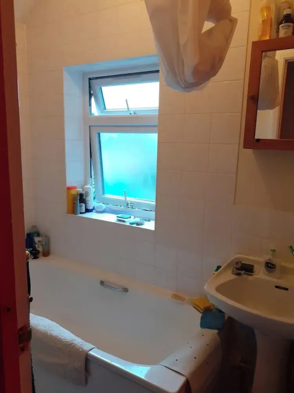 East London Apartmentsleeps2-garden-transportlinks