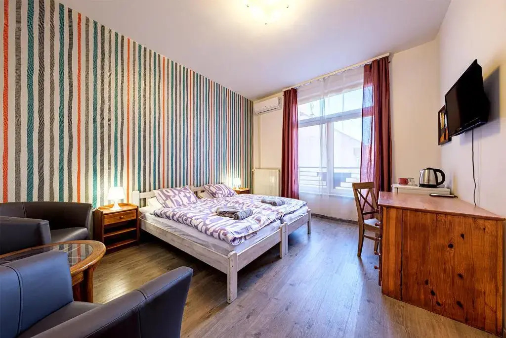 Gozsdu Spacious Apartment