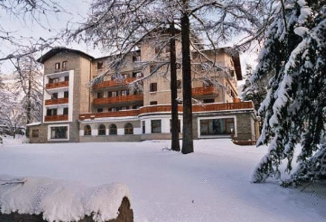 Hotel Des Geneys