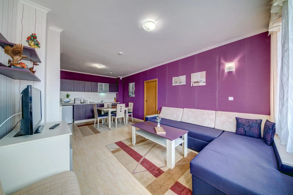 Colorful 2BD Apartment with Indoor Fireplace and Mountain View