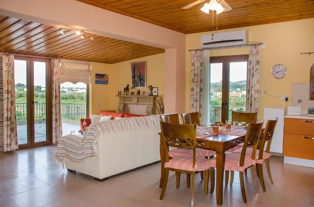 Acacia House Apartments