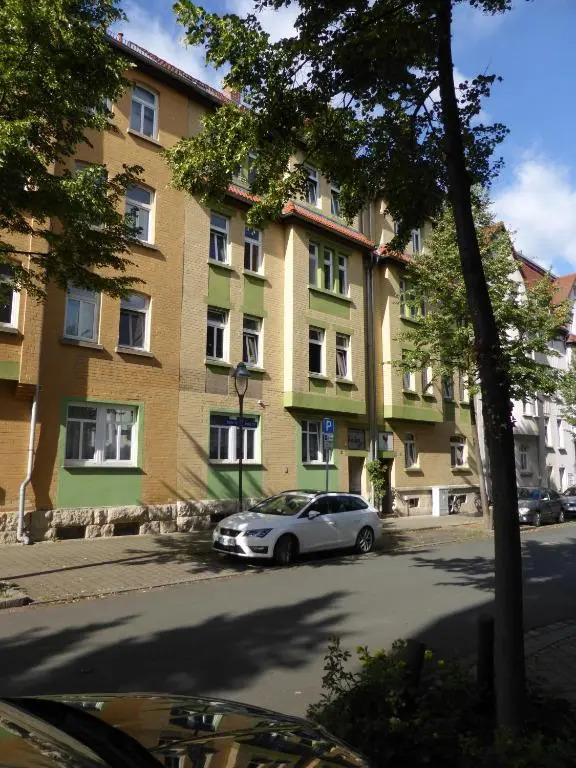 Ferienwohnung Goethe, 2 Schlafzimmer, Nähe Zentrum & Uni, ruhig, free Wifi, kostenloses Parken, Erdgeschoss