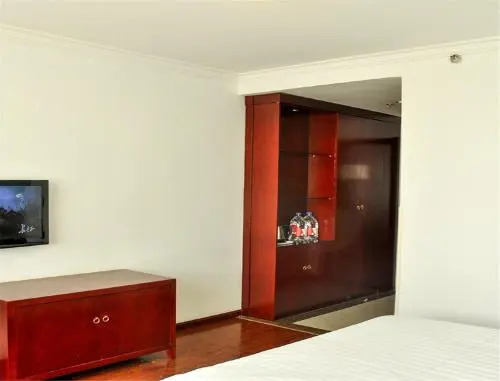 Dunhua Eastern Business Hotel