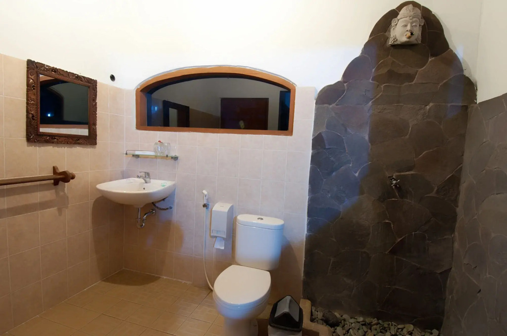 Kusnadi Hotel