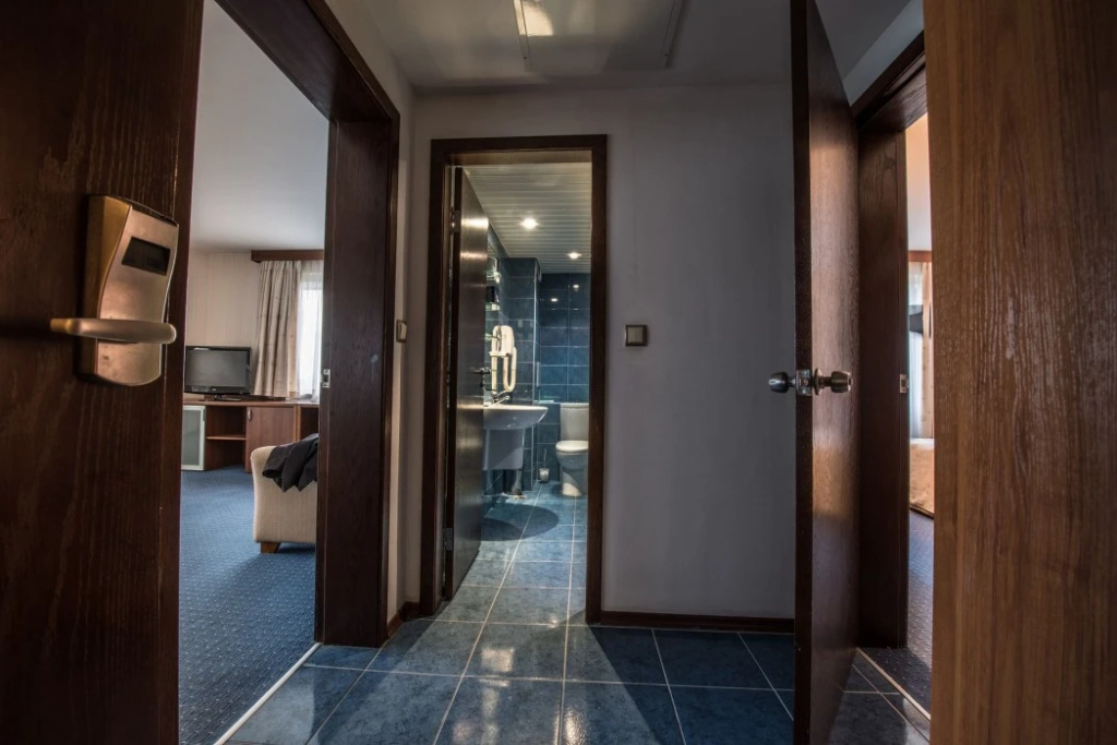 Amiral Hotel