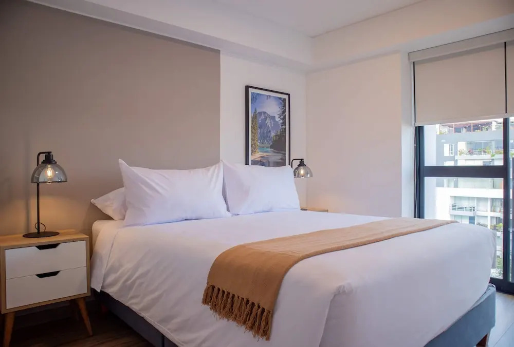 w Amazing 2BR w Balcony in San Isidro