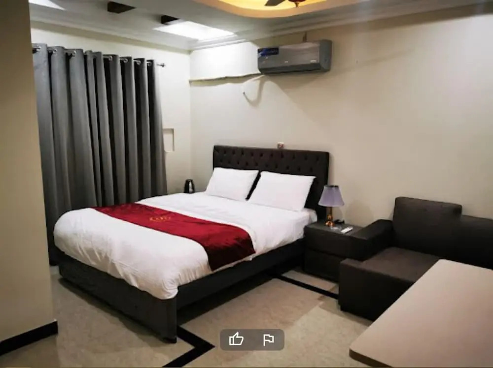 Ibex Hotel