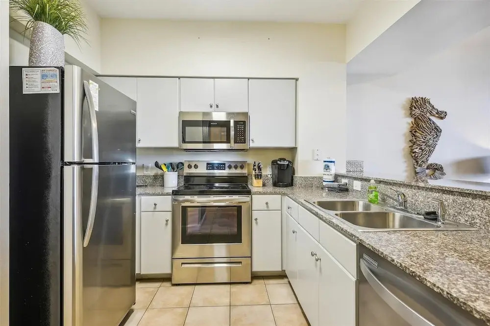 Shores of Panama 316 - 3rd Floor 1 Bedroom, Sleeps 6. Reserved Parking Space. Free Daily Fun! 1 Condo by RedAwning