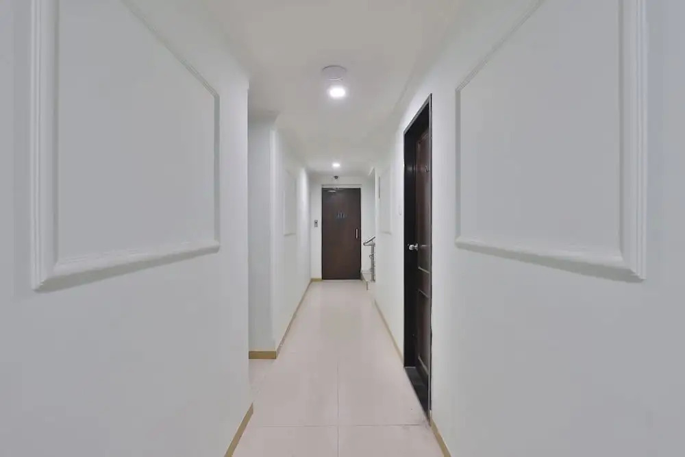 OYO 11007 Hotel Amity