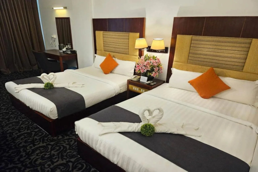Greenleaf Hotel