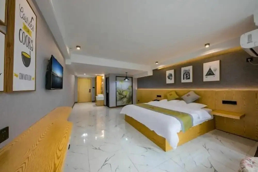 Dingfeng Hotel