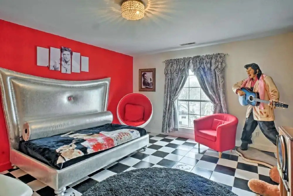Presley's Penthouse 2BR Branson Resort Condo