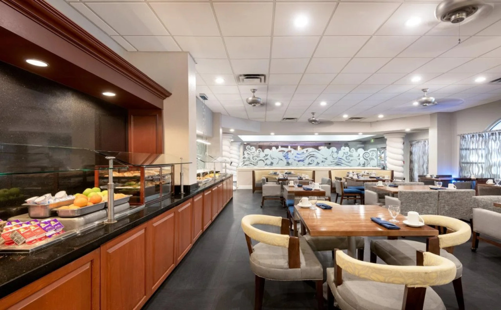 Holiday Inn Fort Lauderdale Airport by IHG