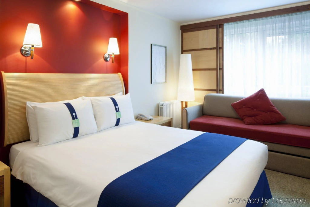 Holiday Inn Stoke on Trent M6 Jct15 by IHG