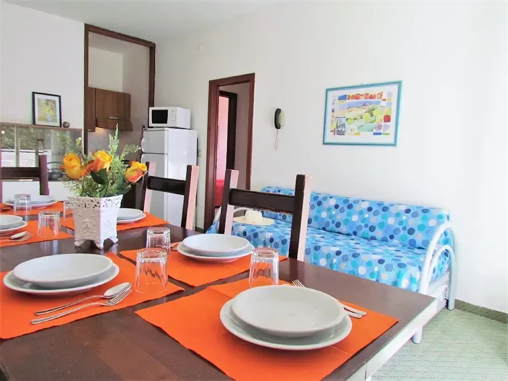Pleasant Holiday Home With Shared Swimming Pool