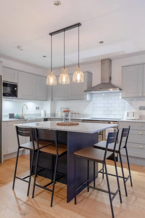 Newly Refurbished 2BD Flat - Wimbledon Village