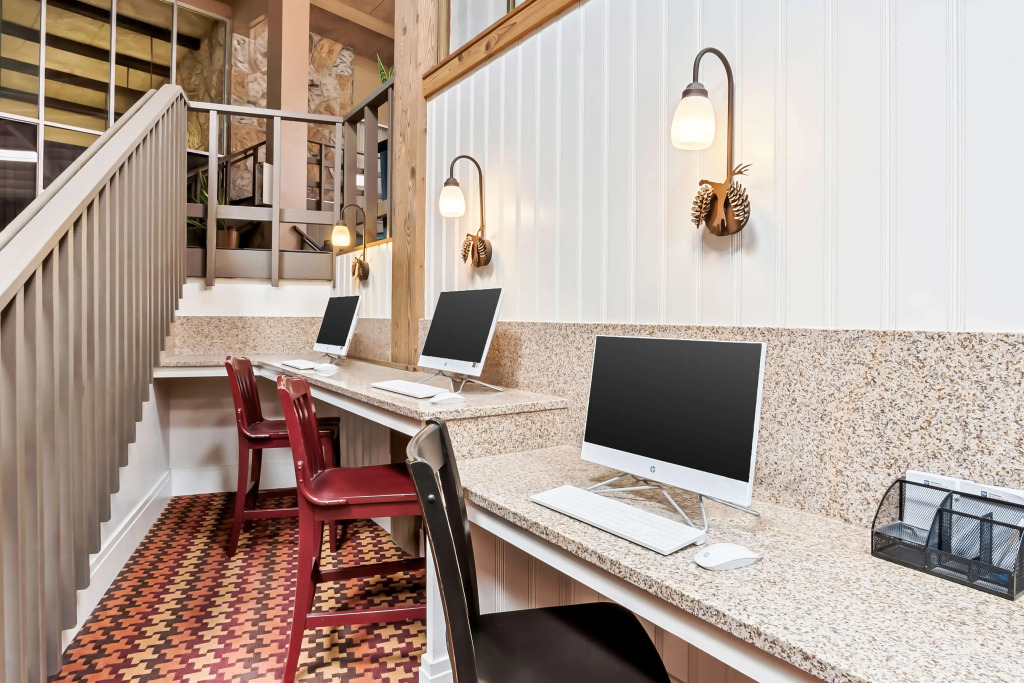 Best Western Outlaw Inn
