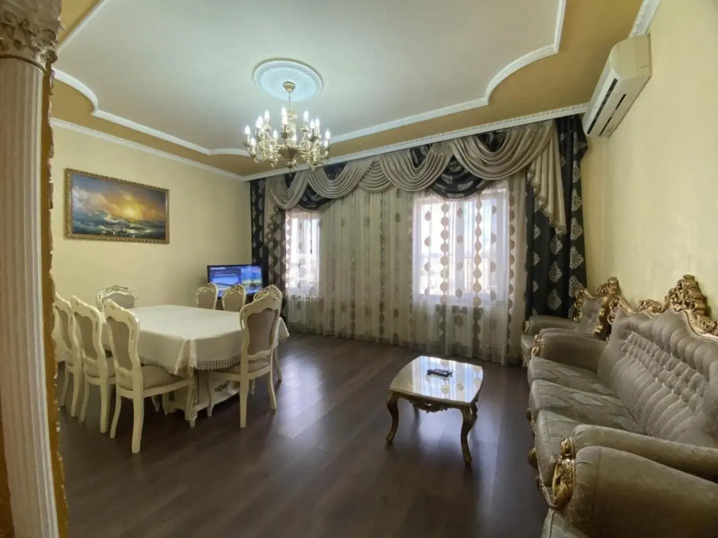 Large 5 bedroom VIP Villa 2