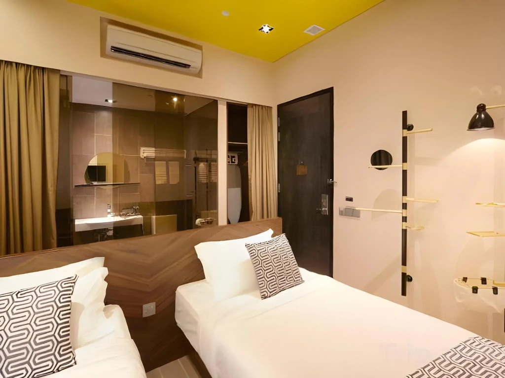 Hotel Yan