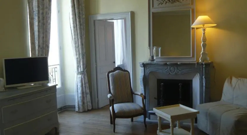 Chateau de Bessey les Citeaux