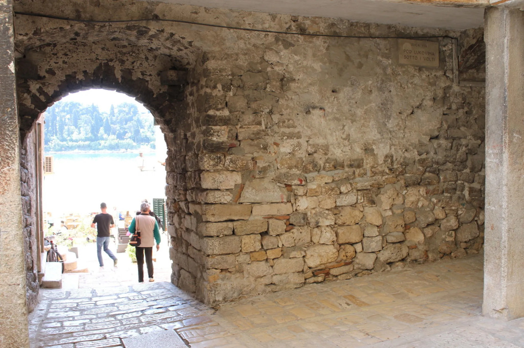 Rooms Sotto i Volti