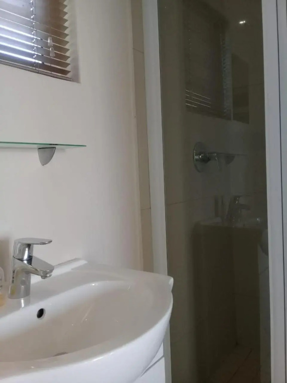 Broadway Bay Accommodation