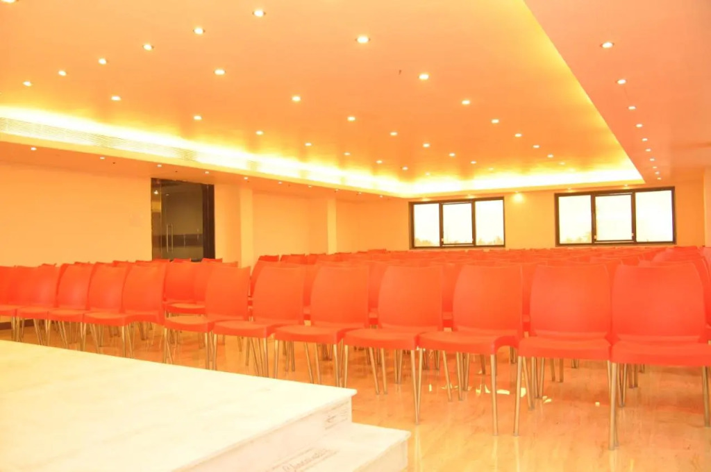 Hotel Tamizh Park