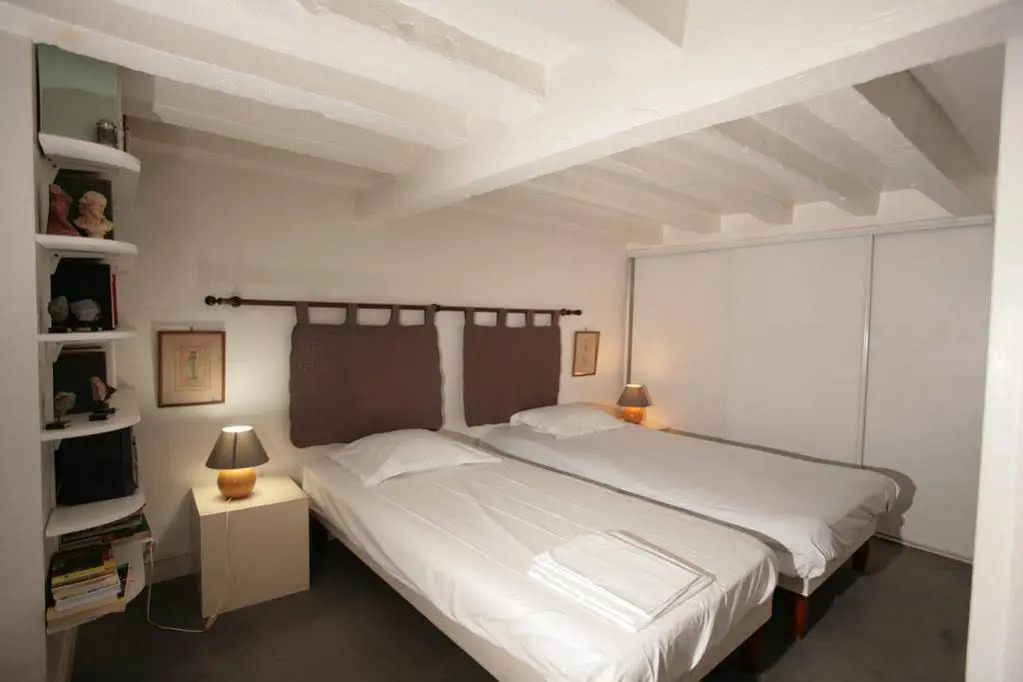 Lovely Marais Studio (75)