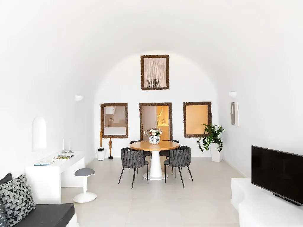 Astra Suites