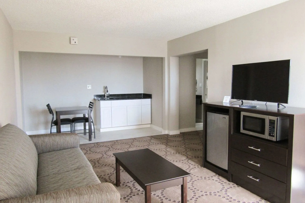 Quality Inn & Suites Kissimmee near Main Gate