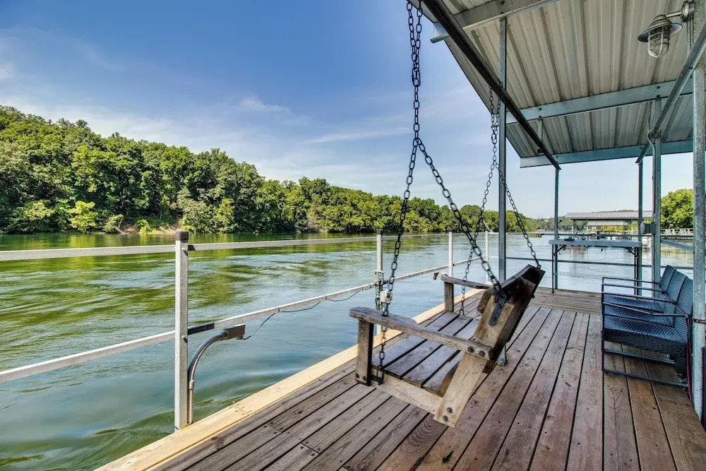 Cotter Home w/ Direct Access to White River!