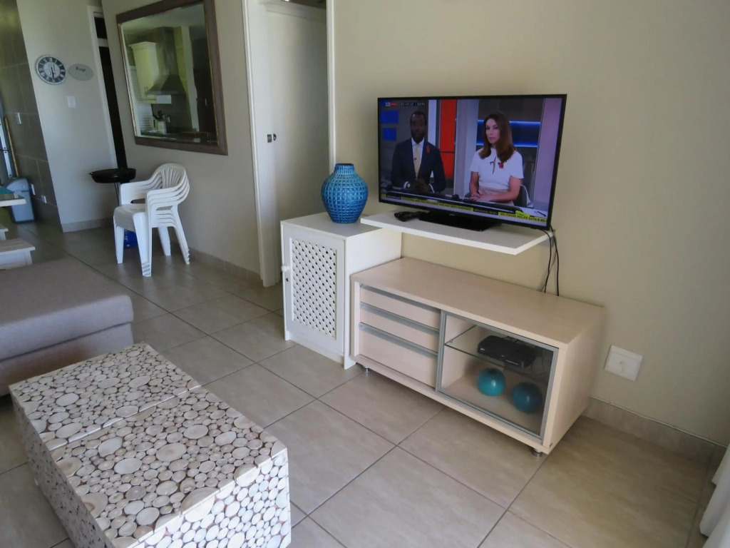 2 Bronze Beach Umhlanga