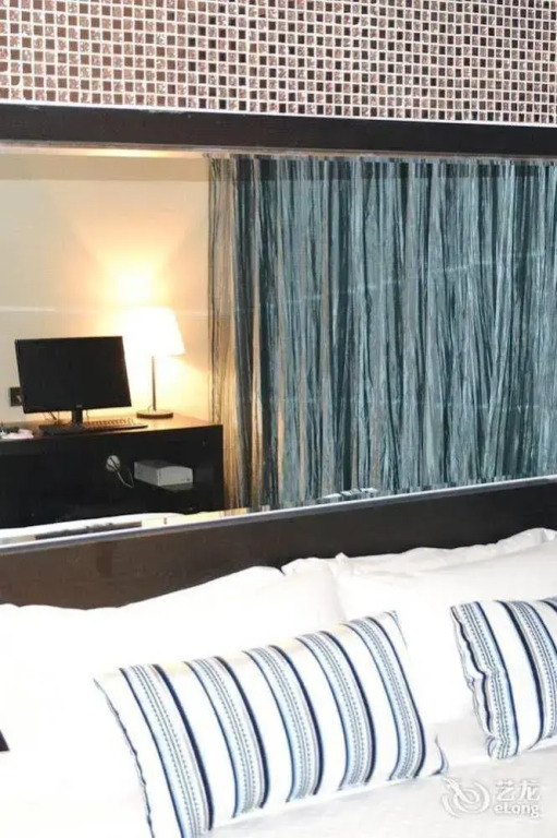Jasmine Crystal Hotel