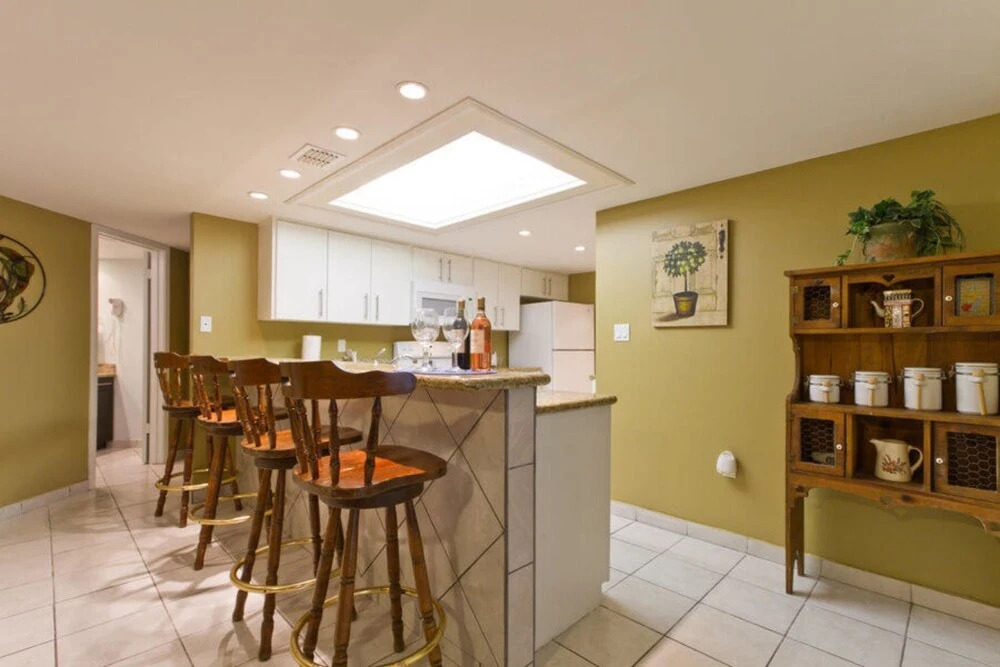 Saida IV Condominium 304