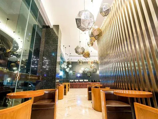 Crystal Spade Hotel