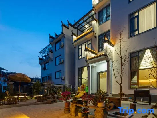 Floral Hotel·Heart Courtyard Hotel