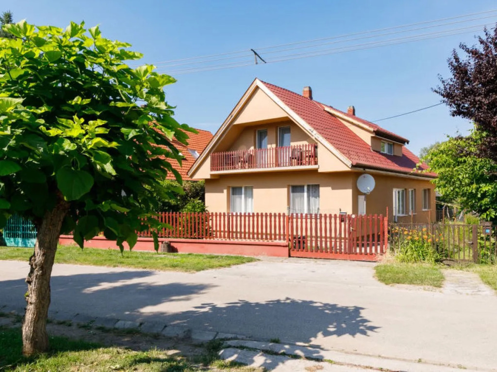 Szemes Villa