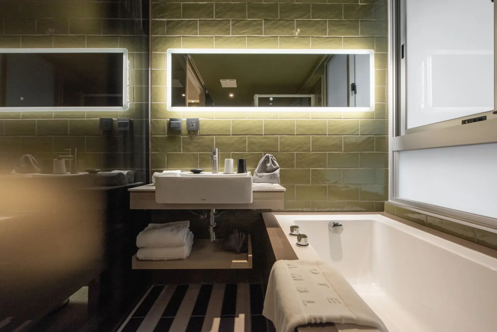 Ramble Hotel