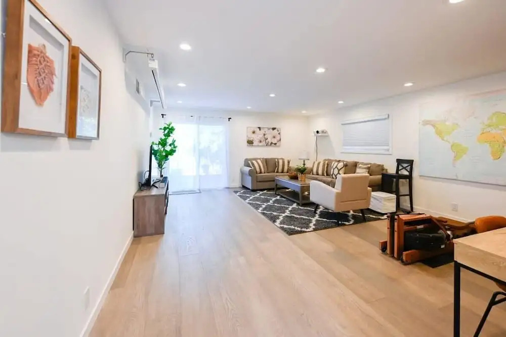 # Marbella Lane - Exquisite Home 3BR