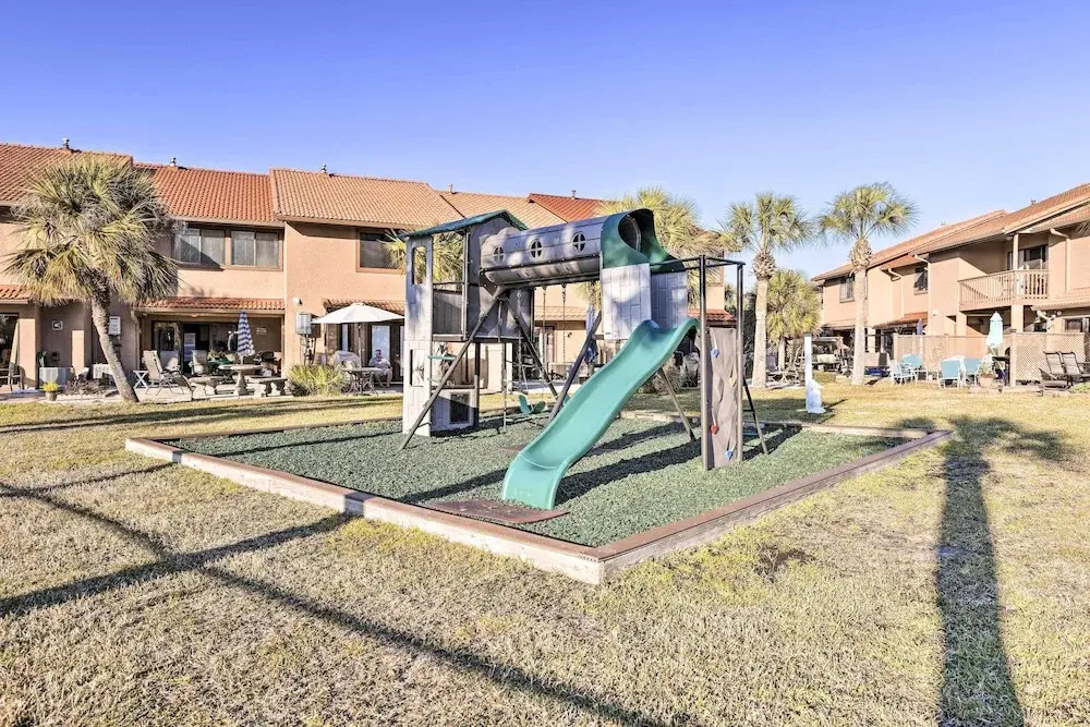"the Wave" PCB Townhome w/ Pools + Beach Access