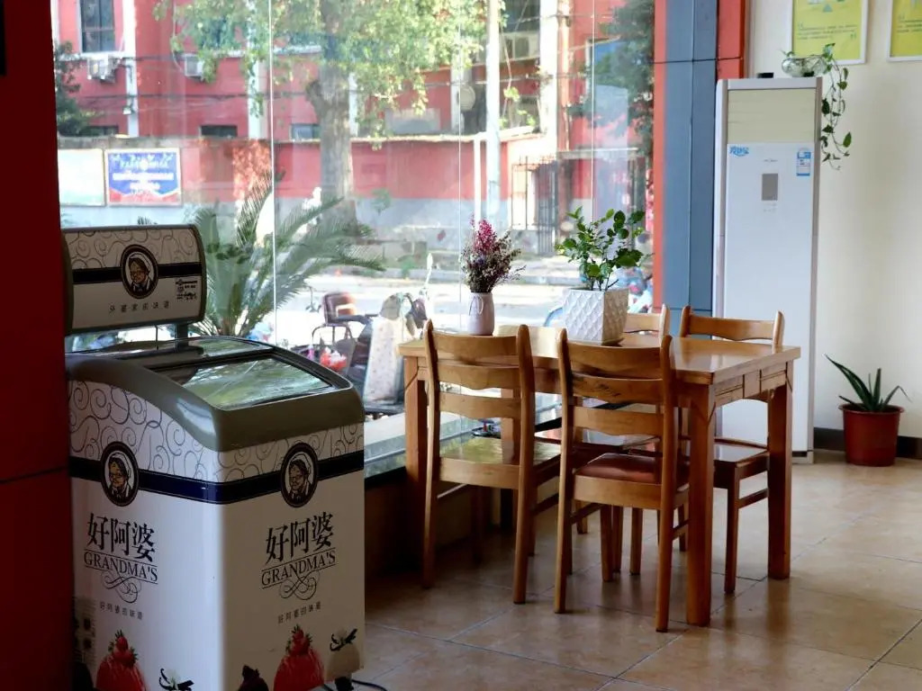 7Days Inn Luoyang Zhongzhou Middle Road Jiulongding
